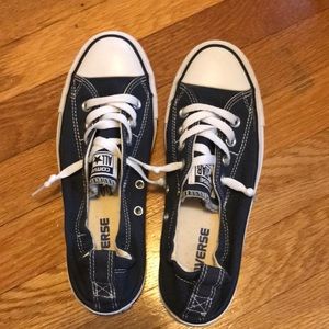 Shoreline slip on converse